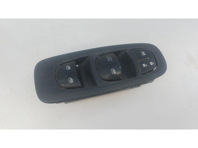 Recambio de mando elevalunas delantero izquierdo para renault kadjar (ha_, hl_) 1.5 dci 110 (hla3) referencia OEM IAM   