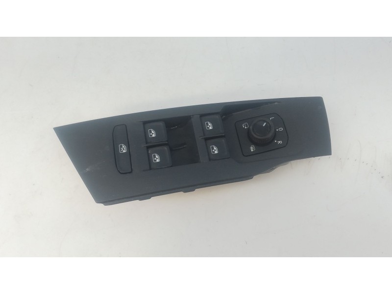 Recambio de mando elevalunas delantero izquierdo para volkswagen taigo (cs1) 1.0 tsi referencia OEM IAM   