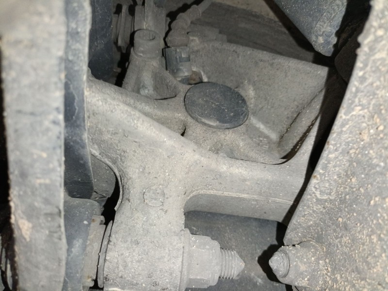 Recambio de mangueta trasera derecha para volkswagen passat b6 (3c2) 1.9 tdi referencia OEM IAM   