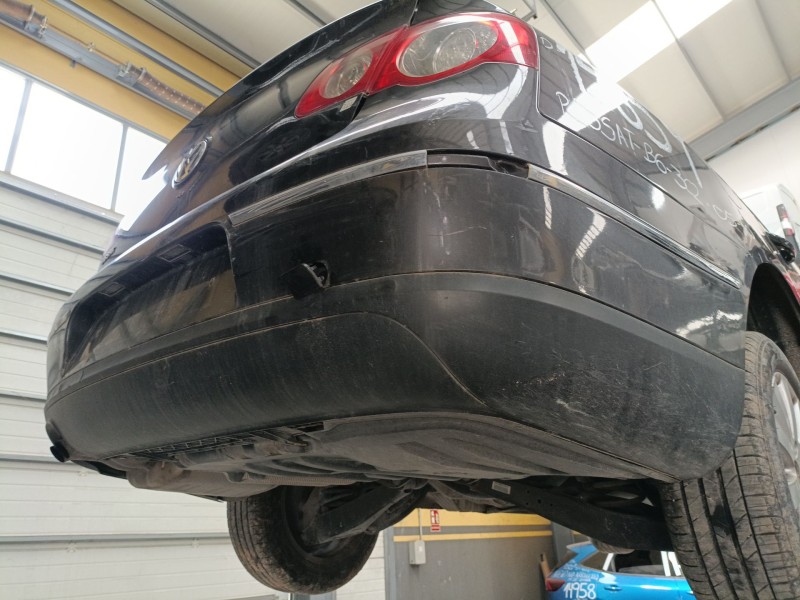 Recambio de paragolpes trasero para volkswagen passat b6 (3c2) 1.9 tdi referencia OEM IAM   