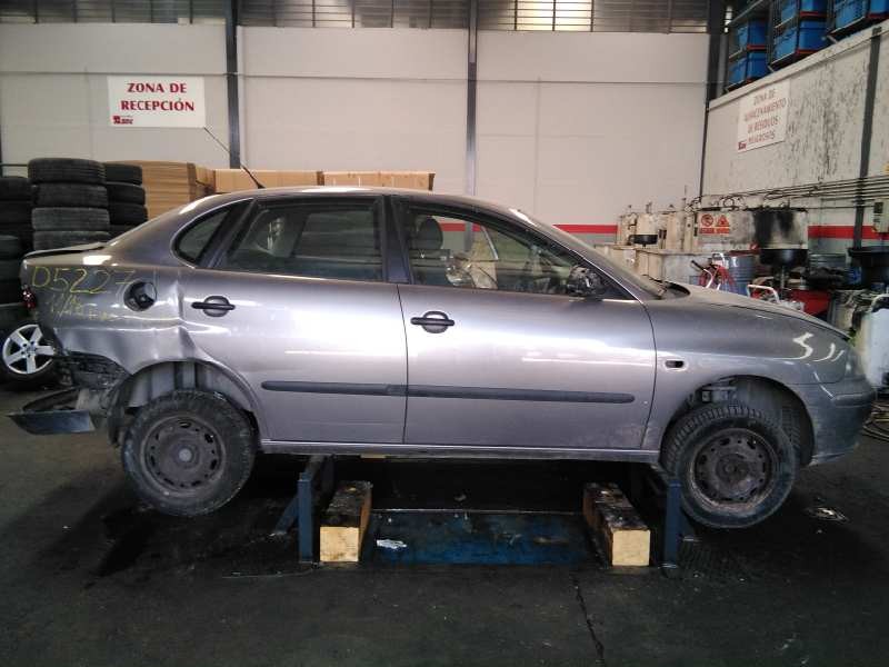seat cordoba berlina (6l2) del año 2004