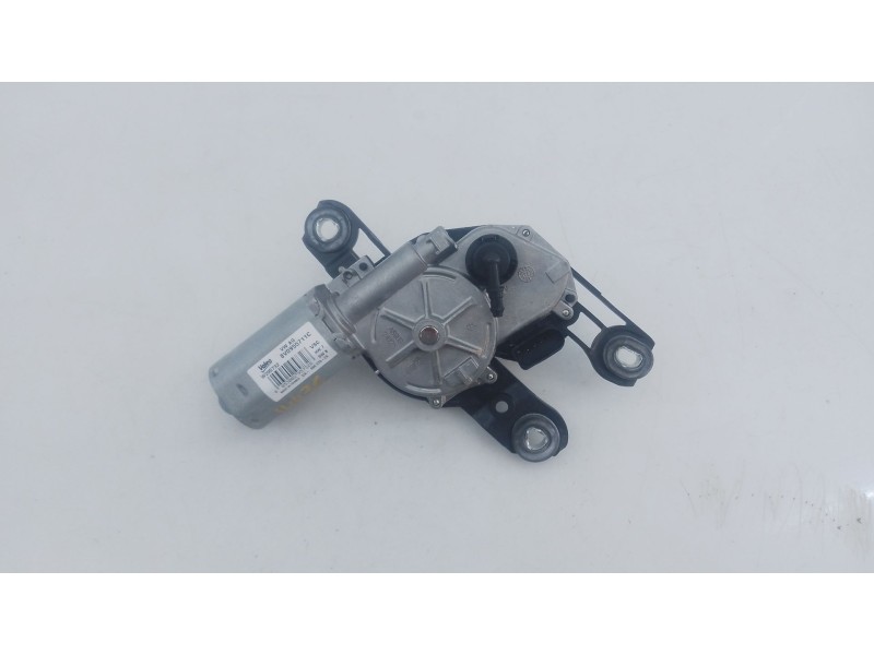Recambio de motor limpia trasero para volkswagen caddy v furgoneta/monovolumen (sba, sbh) 2.0 tdi bmt referencia OEM IAM 8V09557