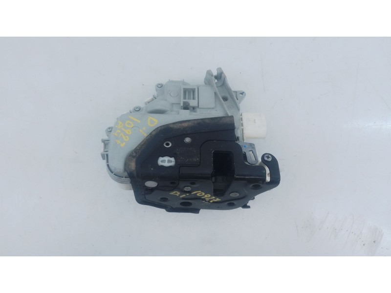 Recambio de cerradura puerta delantera izquierda para audi a4 ber. (b8) básico referencia OEM IAM 8J1937015C  E1-A5-44-2