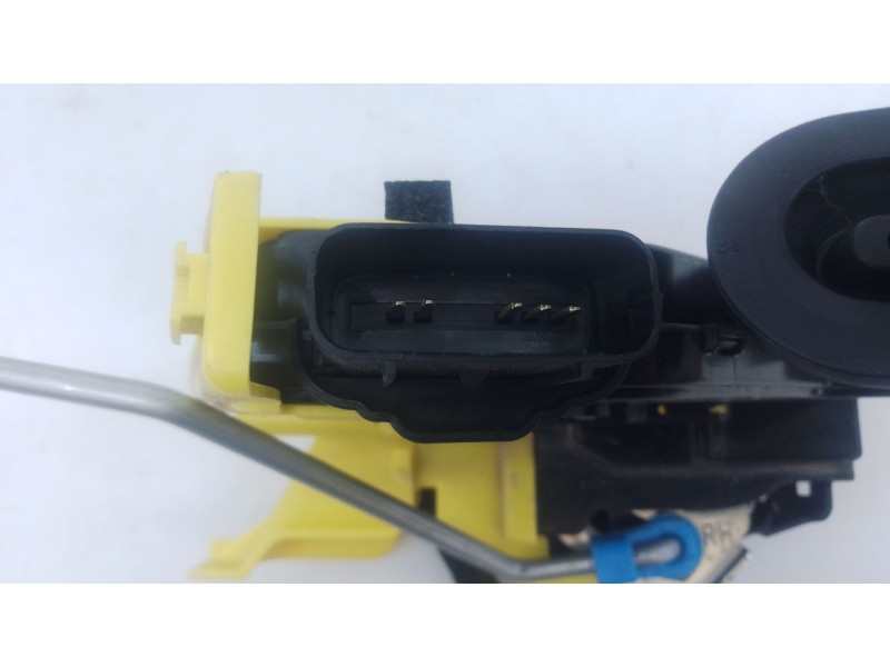 Recambio de cerradura puerta delantera derecha para kia niro i (de) 1.6 gdi hybrid referencia OEM IAM   