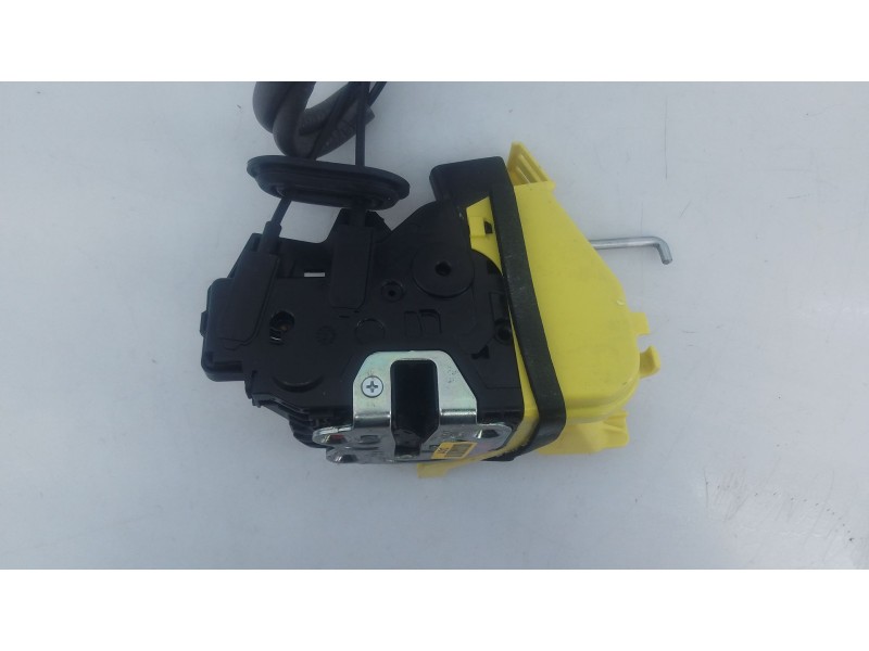 Recambio de cerradura puerta delantera derecha para kia niro i (de) 1.6 gdi hybrid referencia OEM IAM   