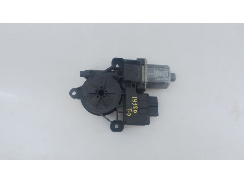Recambio de motor elevalunas trasero derecho para volkswagen t-roc (a11, d11) 1.0 tsi referencia OEM IAM   