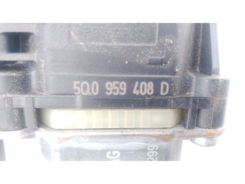 Recambio de motor elevalunas trasero derecho para volkswagen t-roc (a11, d11) 1.0 tsi referencia OEM IAM   