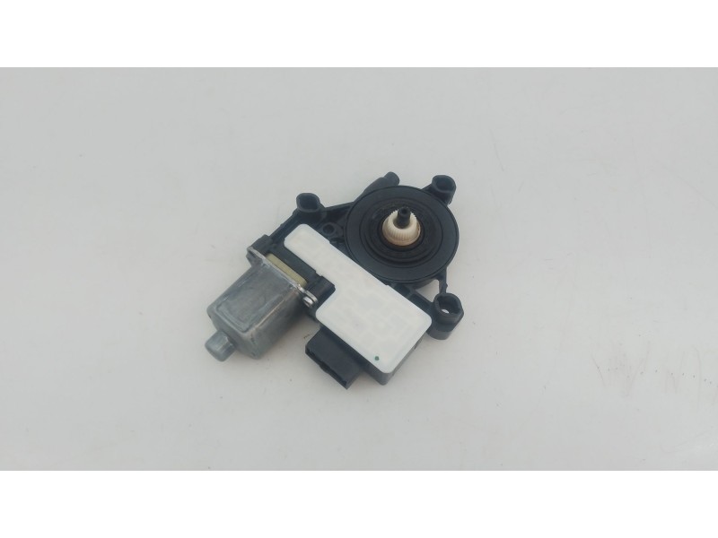 Recambio de motor elevalunas trasero derecho para seat leon (5f1) 1.2 tsi referencia OEM IAM   