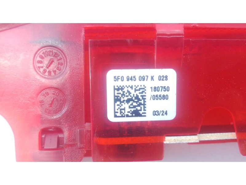 Recambio de luz central de freno para skoda karoq (nu7, nd7) 1.5 tsi referencia OEM IAM   