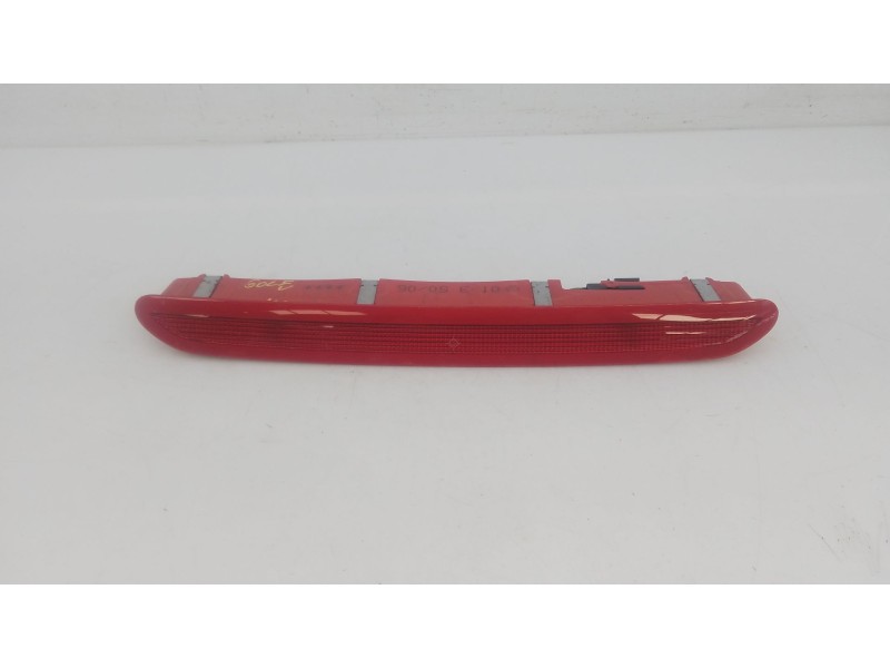 Recambio de luz central de freno para volkswagen golf v berlina (1k1) conceptline (e) referencia OEM IAM   