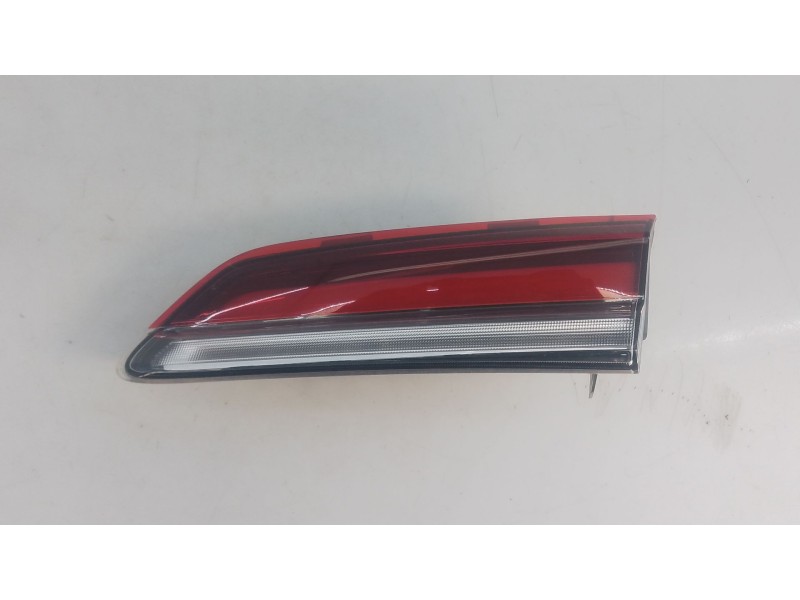 Recambio de piloto trasero derecho porton para skoda karoq (nu7, nd7) 1.5 tsi referencia OEM IAM   