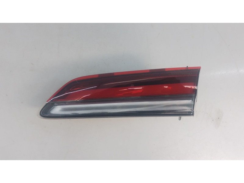 Recambio de piloto trasero derecho porton para skoda karoq (nu7, nd7) 1.5 tsi referencia OEM IAM   