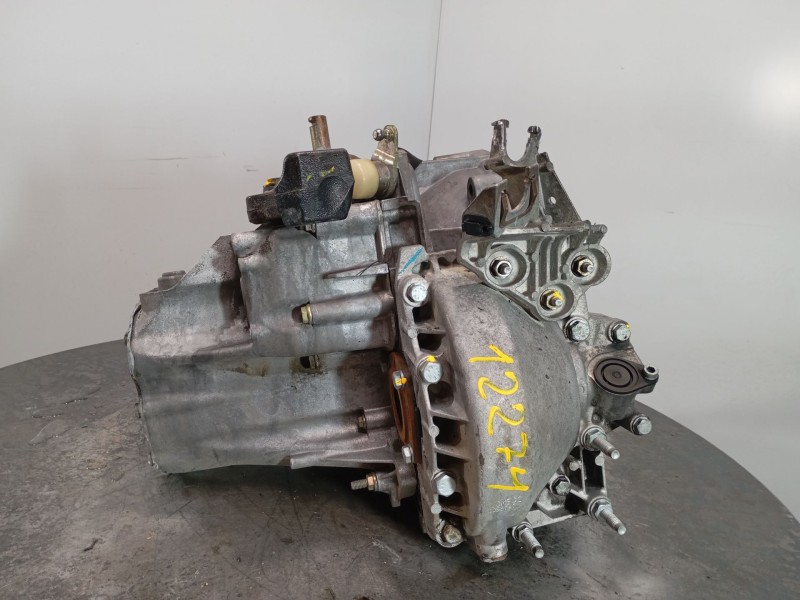 Recambio de caja cambios para peugeot 407 referencia OEM IAM 20MB02  