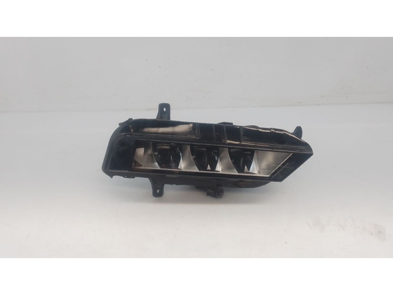 Recambio de faro antiniebla derecho para skoda scala (nw1) 1.0 tsi referencia OEM IAM   