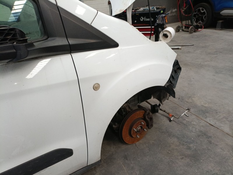 Recambio de aleta delantera derecha para ford transit courier b460 furgoneta/monovolumen 1.5 tdci referencia OEM IAM   