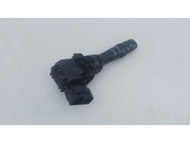 Recambio de mando limpia para toyota auris active referencia OEM IAM   