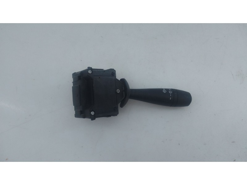 Recambio de mando limpia para dacia dokker ambiance referencia OEM IAM   