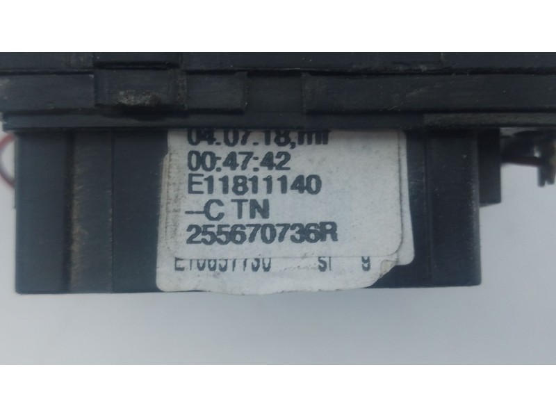 Recambio de mando limpia para dacia dokker ambiance referencia OEM IAM   