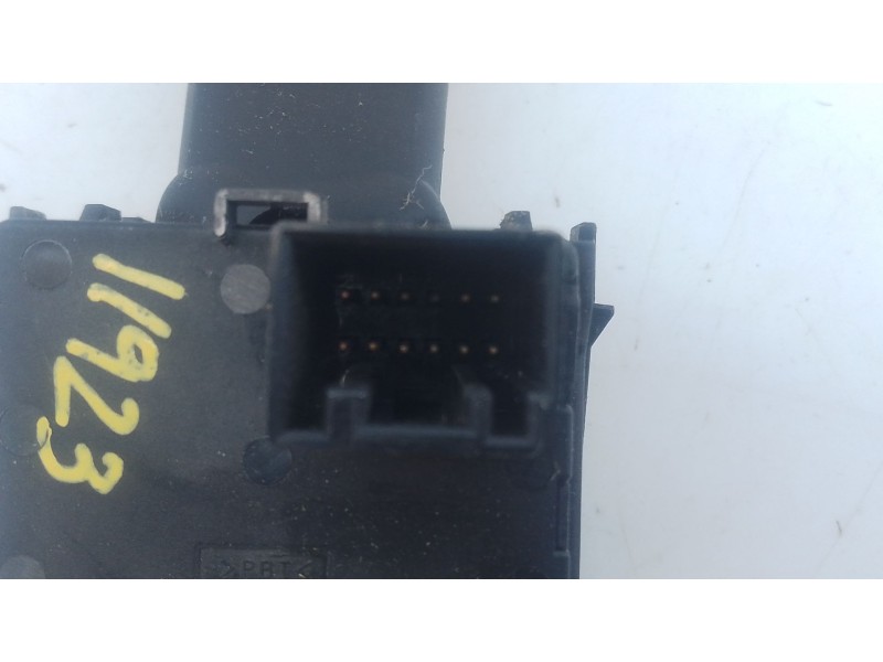 Recambio de mando intermitentes para opel insignia sports tourer selective referencia OEM IAM   