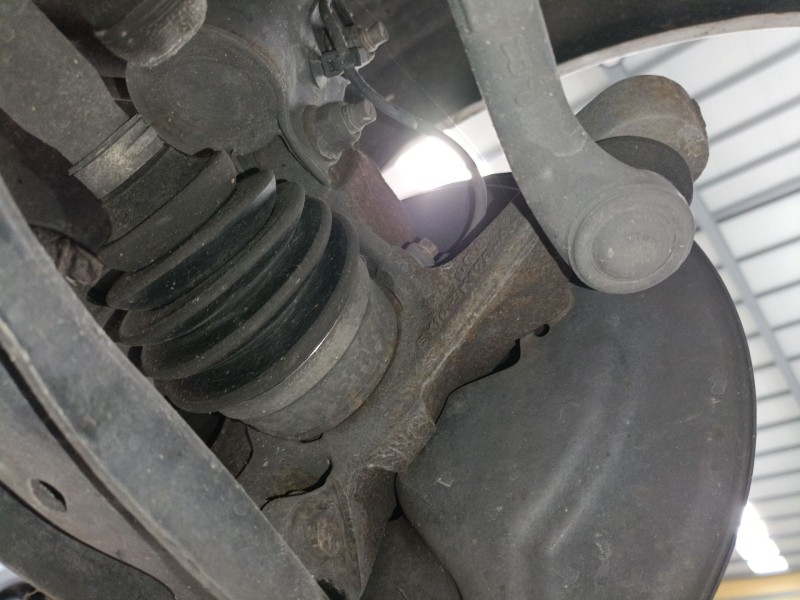 Recambio de mangueta delantera derecha para ford transit courier b460 furgoneta/monovolumen 1.5 tdci referencia OEM IAM   