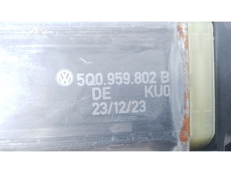 Recambio de motor elevalunas delantero derecho para skoda karoq (nu7, nd7) 1.5 tsi referencia OEM IAM   