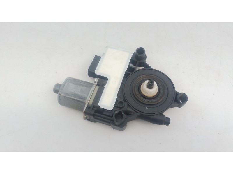 Recambio de motor elevalunas trasero izquierdo para volkswagen t-cross (c11, d31) 1.0 tsi referencia OEM IAM   