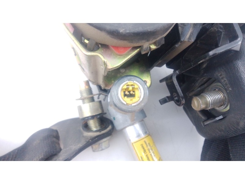 Recambio de cinturon seguridad delantero izquierdo para nissan terrano ii (r20) 2.7 td 4wd referencia OEM IAM   