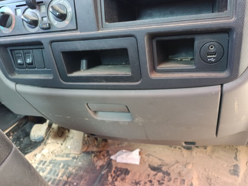 Recambio de guantera para renault trucks maxity 2.5 dci / 2.5 dxi referencia OEM IAM   