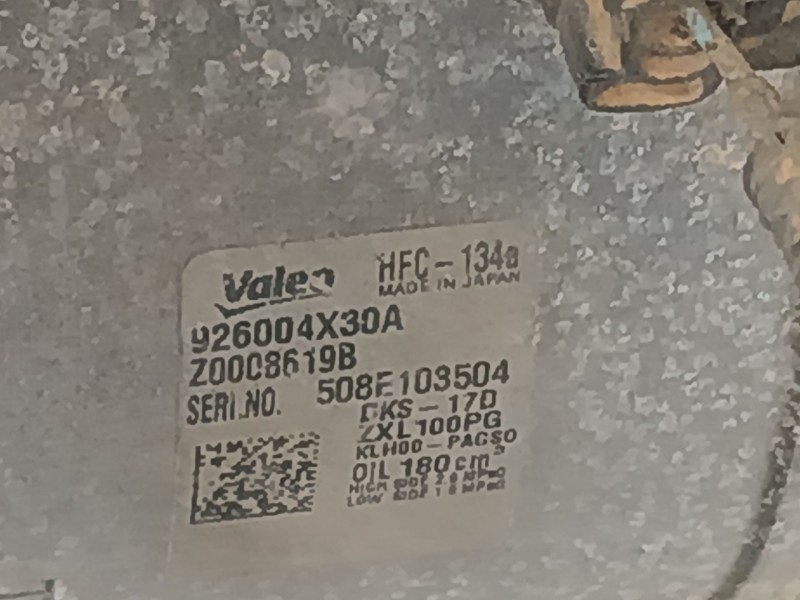 Recambio de compresor aire acondicionado para renault trucks maxity 2.5 dci / 2.5 dxi referencia OEM IAM 926004X30A  