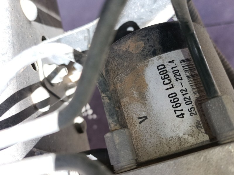 Recambio de abs para renault trucks maxity 2.5 dci / 2.5 dxi referencia OEM IAM 47660LC60D  