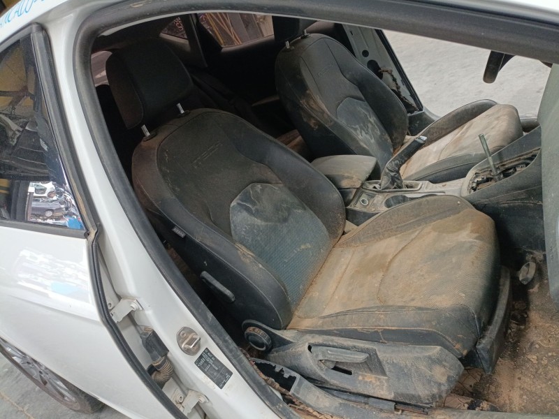seat leon (5f1) del año 2015