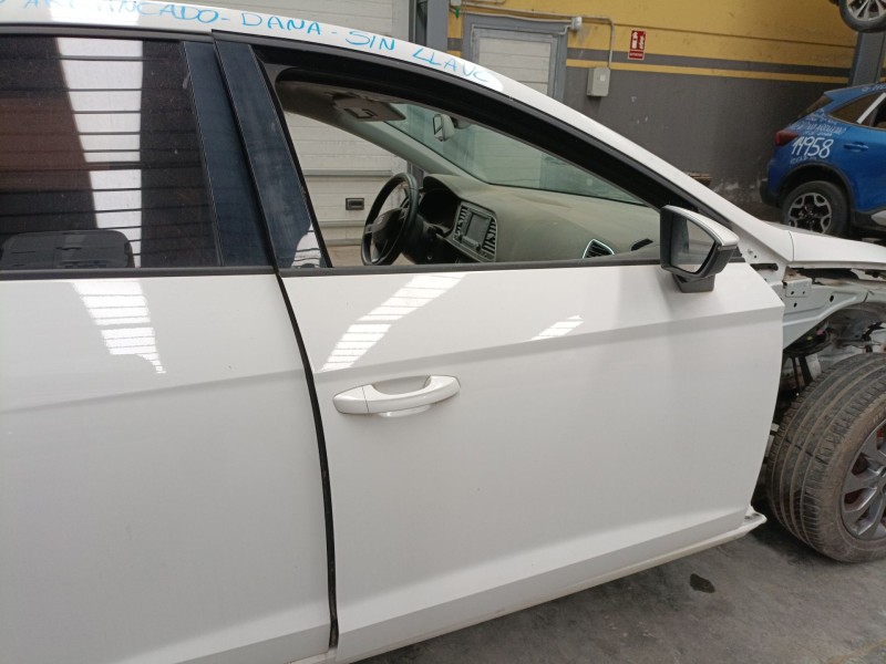 Recambio de puerta delantera derecha para seat leon (5f1) 1.6 tdi referencia OEM IAM   