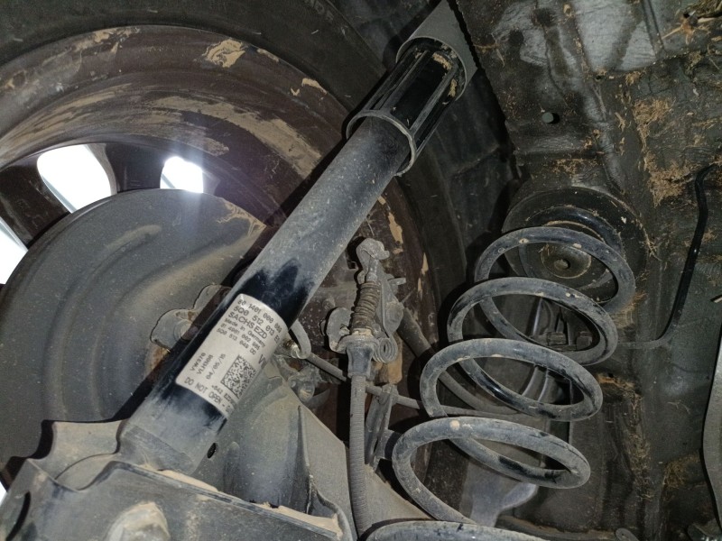 Recambio de amortiguador trasero izquierdo para seat leon (5f1) 1.6 tdi referencia OEM IAM 5Q0512013ES  