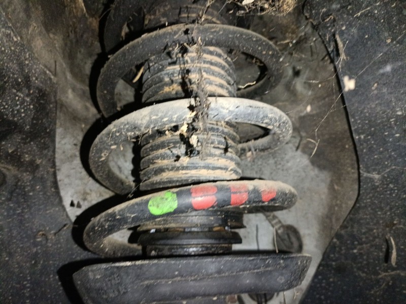 Recambio de amortiguador delantero derecho para volkswagen caddy iii furgoneta/monovolumen (2ka, 2kh, 2ca, 2ch) 1.6 tdi referenc