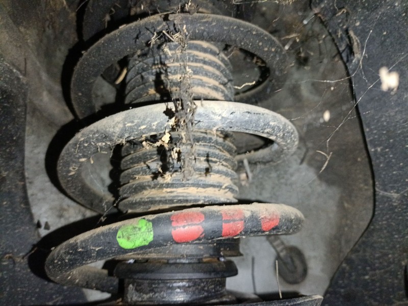 Recambio de amortiguador delantero izquierdo para volkswagen caddy iii furgoneta/monovolumen (2ka, 2kh, 2ca, 2ch) 1.6 tdi refere