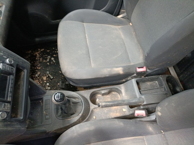 Recambio de consola central para volkswagen caddy iii furgoneta/monovolumen (2ka, 2kh, 2ca, 2ch) 1.6 tdi referencia OEM IAM   