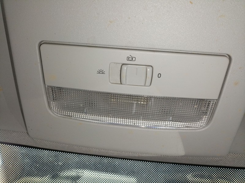 Recambio de luz interior para volkswagen caddy iii furgoneta/monovolumen (2ka, 2kh, 2ca, 2ch) 1.6 tdi referencia OEM IAM   