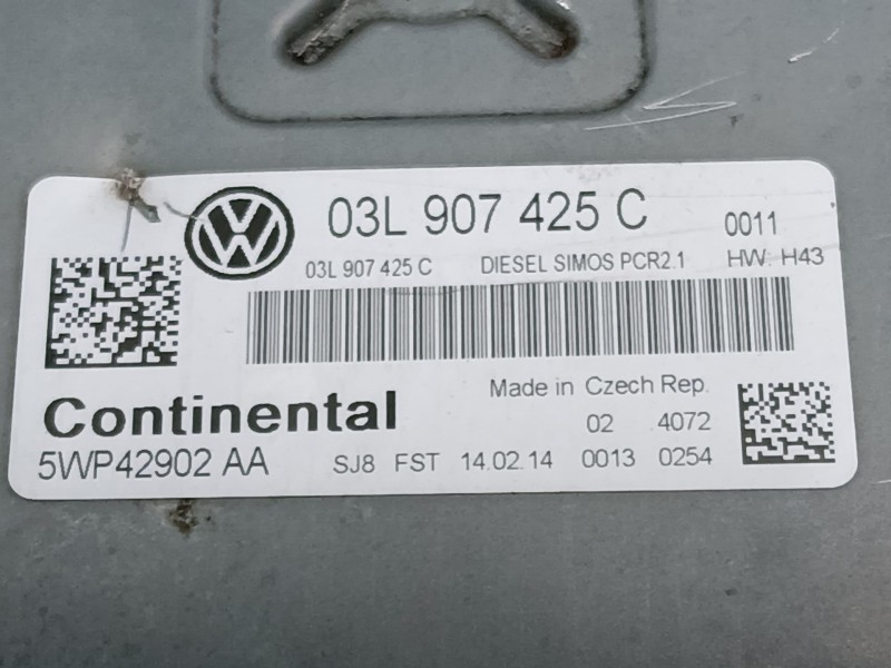 Recambio de centralita motor uce para volkswagen caddy iii furgoneta/monovolumen (2ka, 2kh, 2ca, 2ch) 1.6 tdi referencia OEM IAM