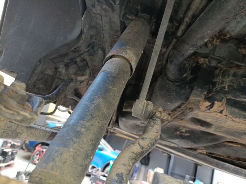 Recambio de amortiguador trasero izquierdo para volkswagen caddy iii furgoneta/monovolumen (2ka, 2kh, 2ca, 2ch) 1.6 tdi referenc