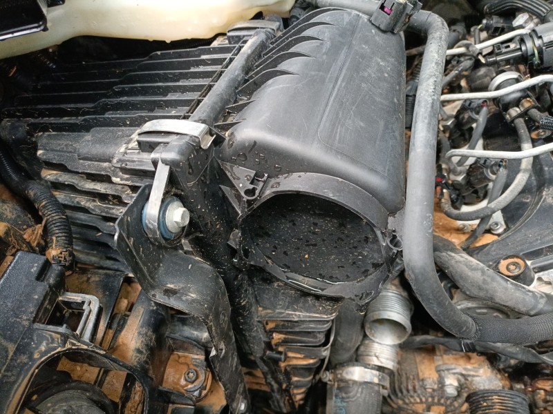 Recambio de filtro aire para audi q7 (4lb) 3.0 tdi quattro referencia OEM IAM   