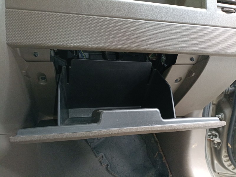 Recambio de guantera para jeep compass (mk49) 2.0 crd 4x4 referencia OEM IAM   