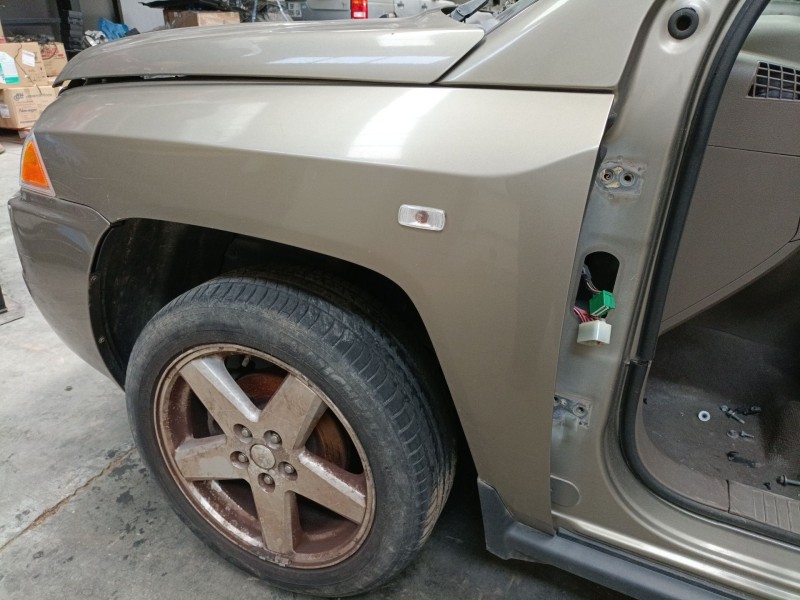 Recambio de aleta delantera izquierda para jeep compass (mk49) 2.0 crd 4x4 referencia OEM IAM   