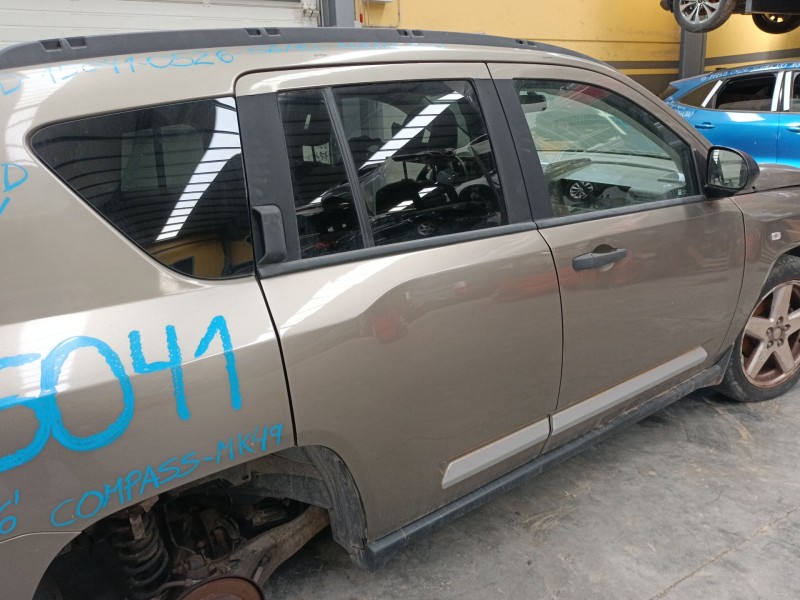 Recambio de puerta trasera derecha para jeep compass (mk49) 2.0 crd 4x4 referencia OEM IAM   