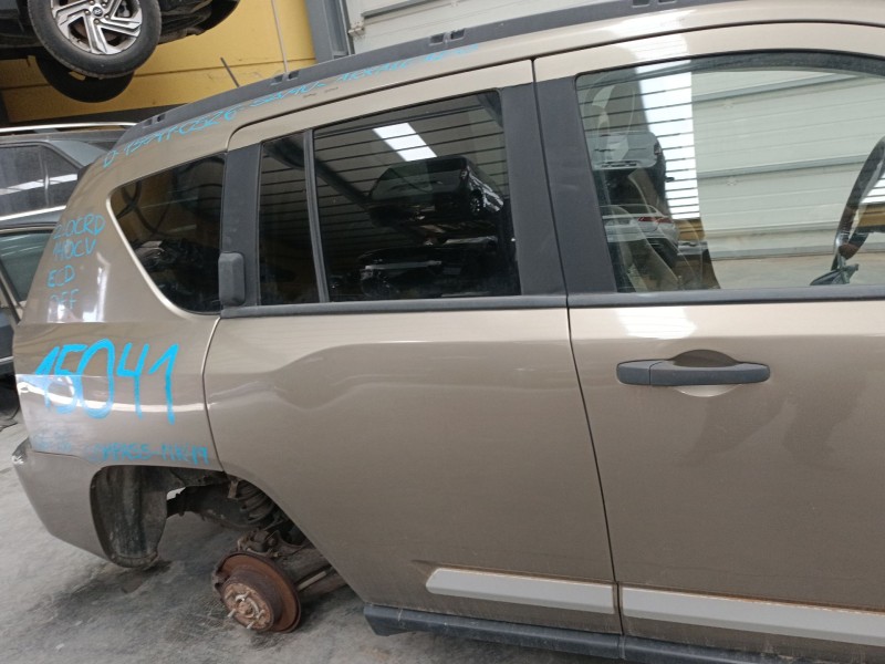 Recambio de puerta trasera derecha para jeep compass (mk49) 2.0 crd 4x4 referencia OEM IAM   