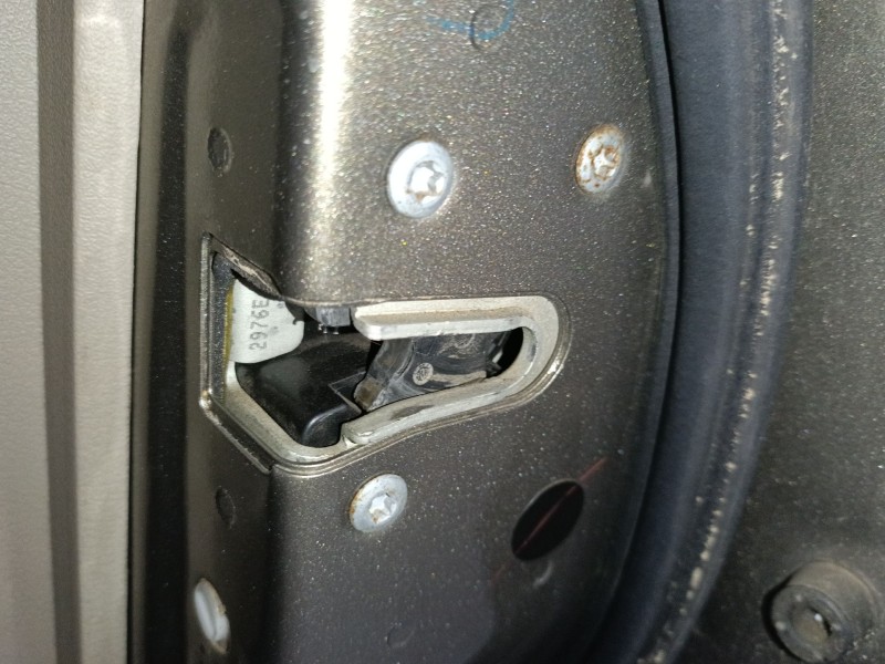 Recambio de cerradura puerta trasera derecha para jeep compass (mk49) 2.0 crd 4x4 referencia OEM IAM   