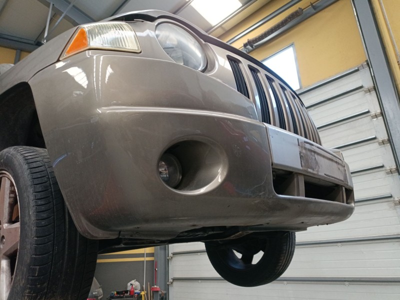 Recambio de paragolpes delantero para jeep compass (mk49) 2.0 crd 4x4 referencia OEM IAM   