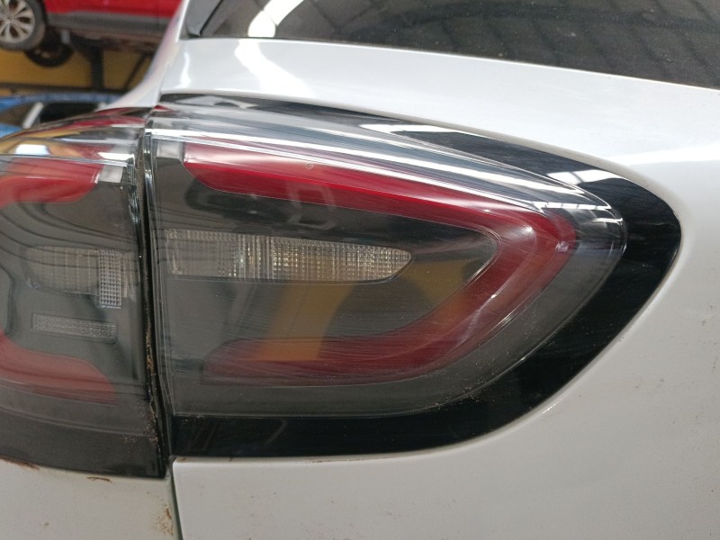 Recambio de piloto trasero izquierdo porton para ford puma (j2k, cf7) 1.0 ecoboost mhev referencia OEM IAM   