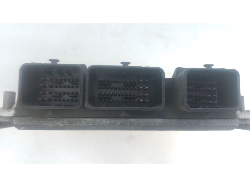 Recambio de centralita motor uce para suzuki grand vitara i (ft, ht) 2.0 hdi 110 16v 4x4 (sq 420d) referencia OEM IAM 3392053J00