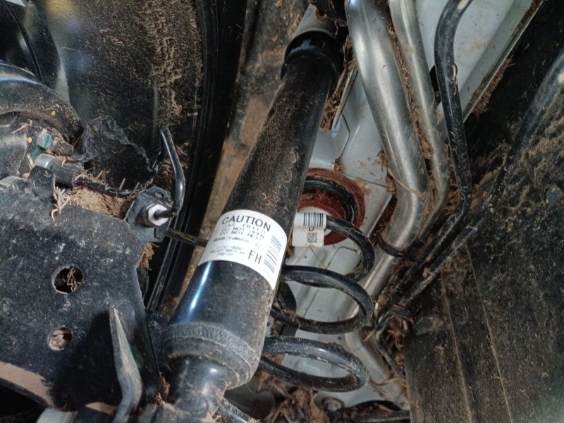 Recambio de amortiguador trasero izquierdo para ford puma (j2k, cf7) 1.0 ecoboost mhev referencia OEM IAM   