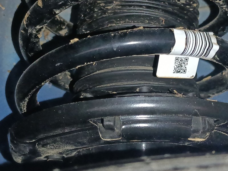 Recambio de amortiguador delantero derecho para ford puma (j2k, cf7) 1.0 ecoboost mhev referencia OEM IAM   